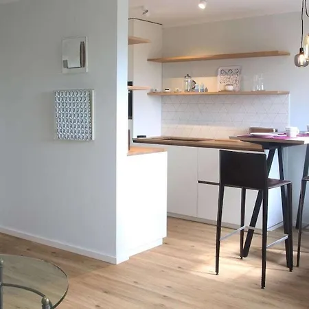 With 1 Bedroom *