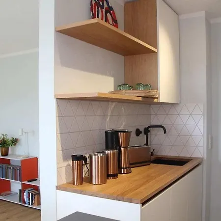 With 1 Bedroom *
